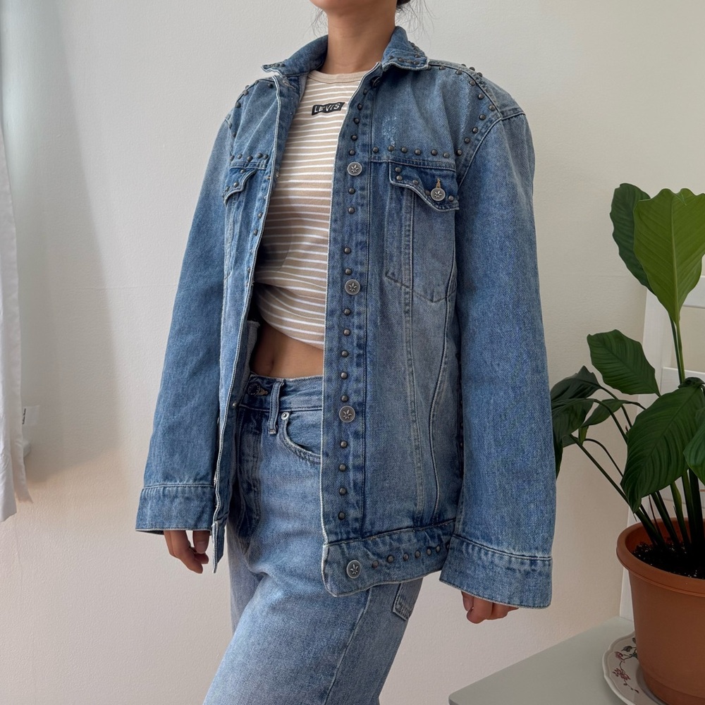 Chelsea Deboer By Lily Lottie 100% Cotton Studded Distressed Denim Jacket Size S